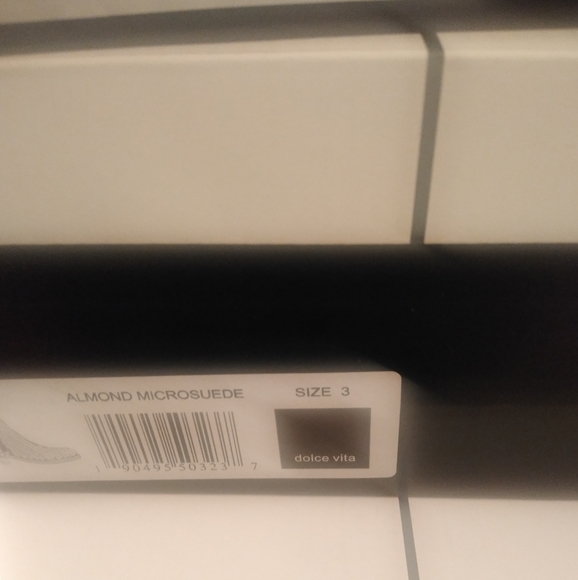 DOLCE SELA BOOTIES IN ALMOND - Picture 5 of 5